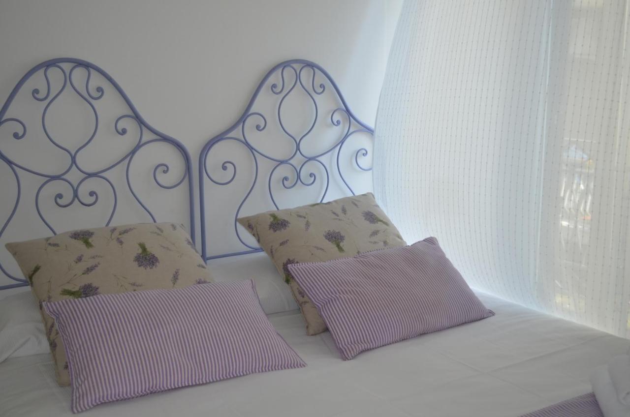 Frasteva Villa Aci Castello Exteriör bild